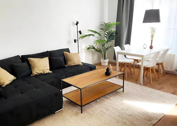 Grosszuegiges City-apartment In Apartament Mönchengladbach